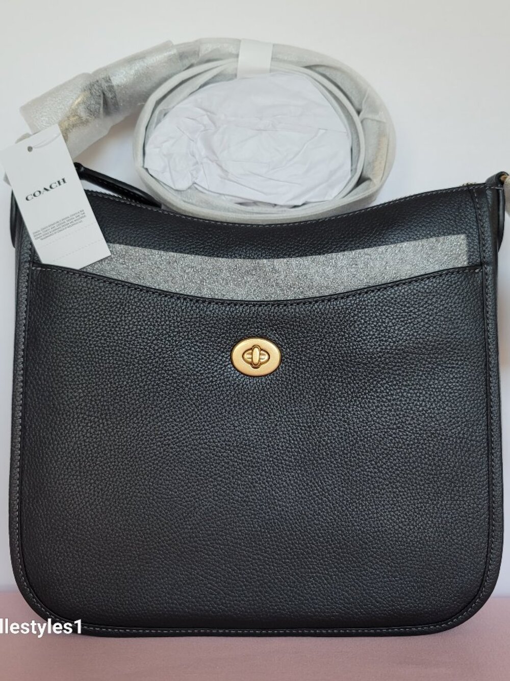 COACH Chaise Pebbled Leather Crossbody Bag- Black color ⭐